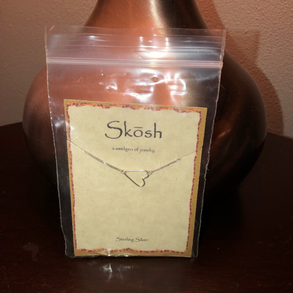 Skosh ❤️ heart ❤️ necklace